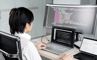 广元 ,php声明和调用变量的符号是什么？